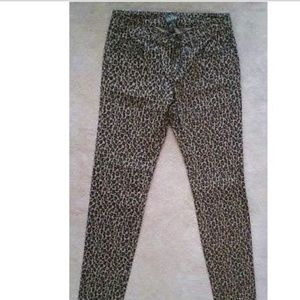 Be Bop Leopard Skinny Pants Jeans